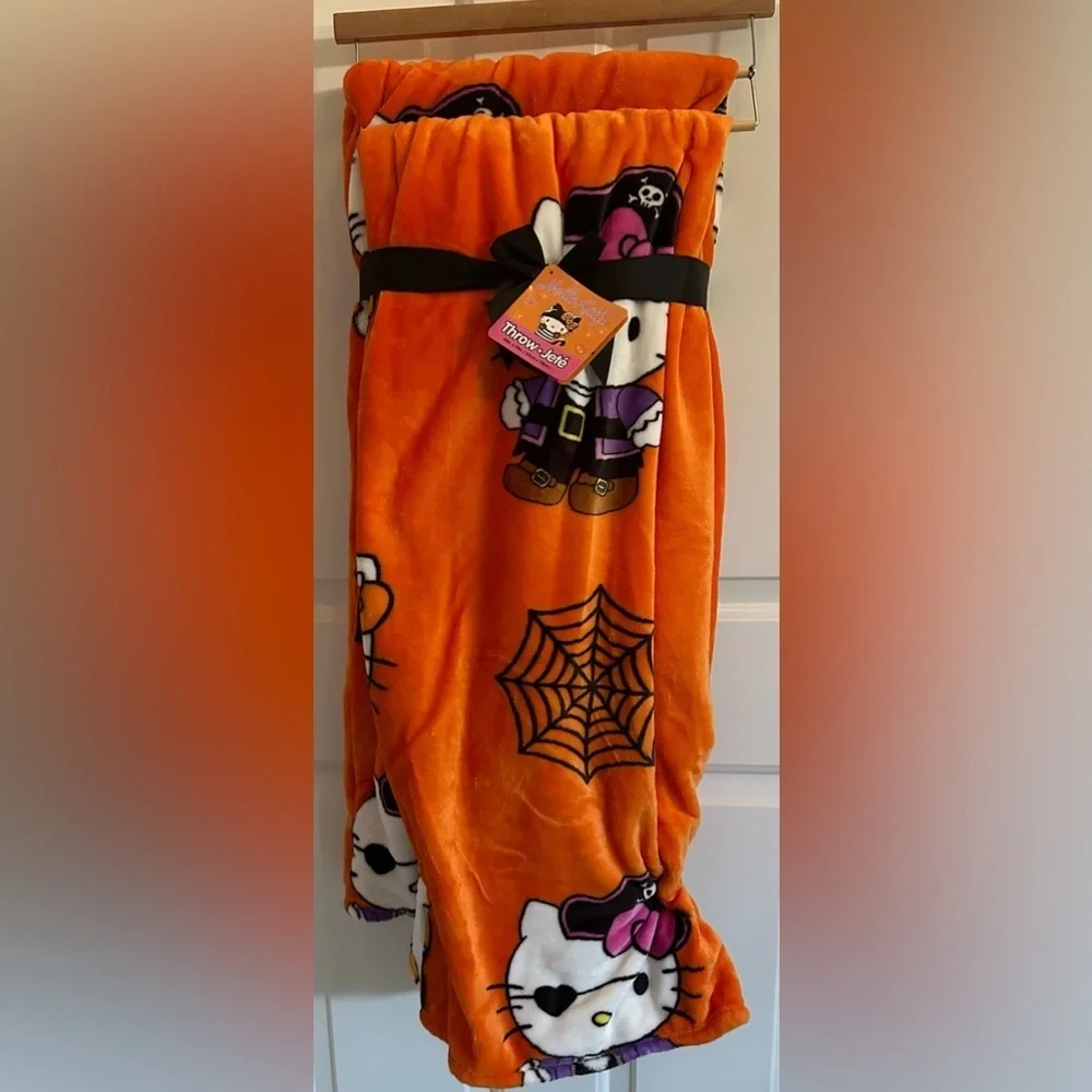 NEW, Hello Kitty Halloween 🎃 2 Pack Throw Blanket 60